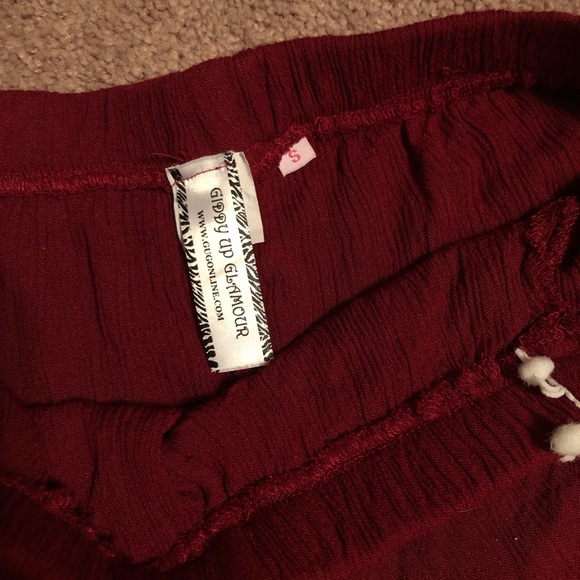 Woman’s shorts - Picture 2 of 2